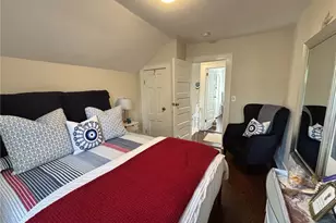36 Grafton St, Newport, RI 02840 - Photo 29