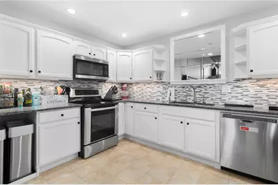 1 Tupperware Drive #214, North Smithfield, RI 02896 - Photo 9