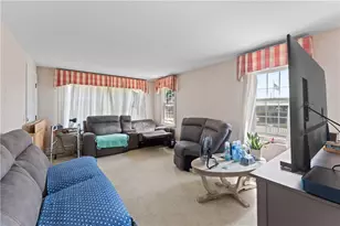 5 Second St, Pawtucket, RI 02861 - Photo 9