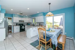 20 Morrison Ave, Middletown, RI 02842 - Photo 21