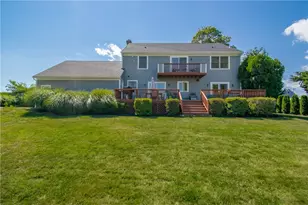 20 Morrison Ave, Middletown, RI 02842 - Photo 5