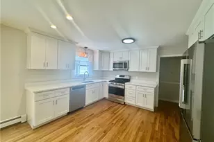 5 Susan Cir, Johnston, RI 02919 - Photo 9