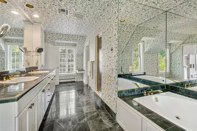 517 Tuckerman Avenue, Middletown, RI 02842 - Photo 25