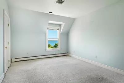517 Tuckerman Avenue, Middletown, RI 02842 - Photo 31