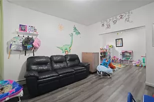 412 Potters Ave, Providence, RI 02907 - Photo 9