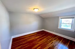 348 Market St, Warren, RI 02885 - Photo 17