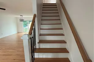 23 Laurel St, Johnston, RI 02919 - Photo 5