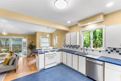 280 Cole Avenue, Providence, RI 02906 - Photo 15