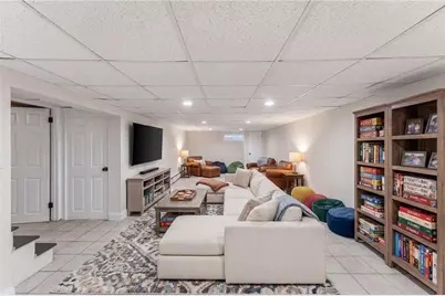 28 Plain Street, East Providence, RI 02916 - Photo 27