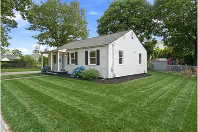 28 Plain Street, East Providence, RI 02916 - Photo 1