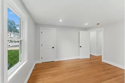 28 Plain Street, East Providence, RI 02916 - Photo 21