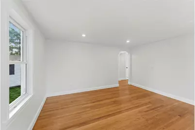 28 Plain Street, East Providence, RI 02916 - Photo 15