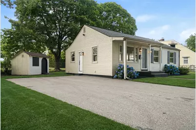 28 Plain Street, East Providence, RI 02916 - Photo 29