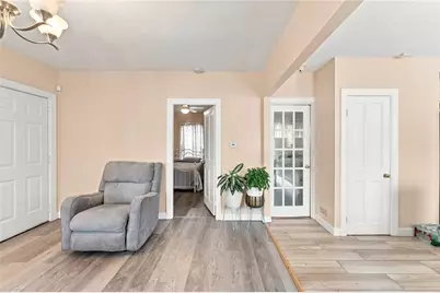 57 Everett Street, Pawtucket, RI 02861 - Photo 11