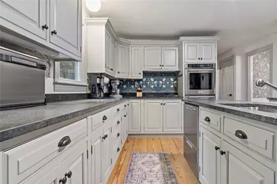172 Estelle Drive, South Kingstown, RI 02892 - Photo 3