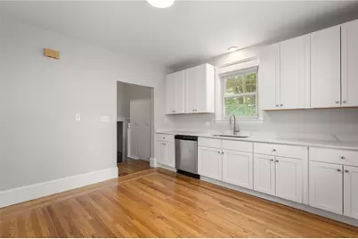 725 River Avenue, Providence, RI 02908 - Photo 7