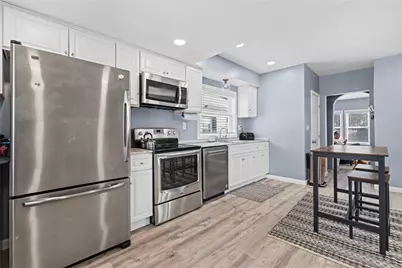 91 Mason Avenue, Cranston, RI 02910 - Photo 9
