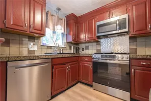 8 Quail Cir, Smithfield, RI 02917 - Photo 9