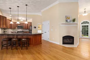 2393 Scituate Ave, Cranston, RI 02831 - Photo 13