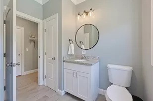 19 Plantation Dr, Tiverton, RI 02878 - Photo 13