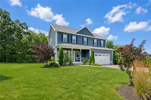 19 Plantation Dr, Tiverton, RI 02878 - Photo 3