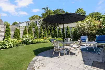 94 Ruggles Avenue, Newport, RI 02840 - Photo 23