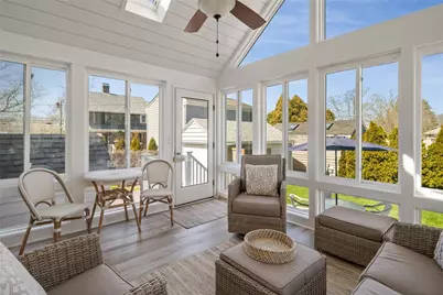 94 Ruggles Avenue, Newport, RI 02840 - Photo 9