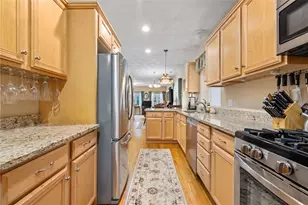 297 Ives Rd, Warwick, RI 02818 - Photo 7