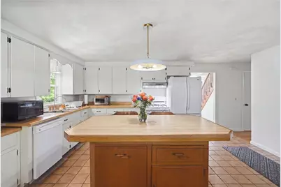 6 Lakewood Drive, Narragansett, RI 02882 - Photo 7