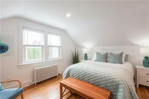 29 Fenner Ave, Newport, RI 02840 - Photo 25