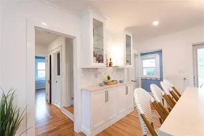 29 Fenner Avenue, Newport, RI 02840 - Photo 13