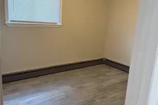159 Elm St, Woonsocket, RI 02895 - Photo 9