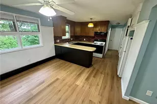 75 Hobson Ave, North Providence, RI 02911 - Photo 3