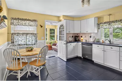 130 Thurston Street, East Providence, RI 02915 - Photo 13