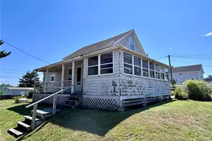 834 W Beach Rd, Charlestown, RI 02813 - Photo 11
