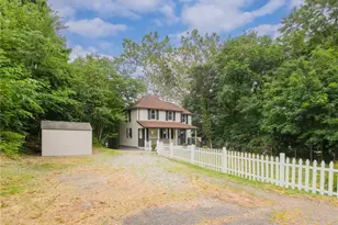 38 Padelford Ave, East Providence, RI 02915 - Photo 33