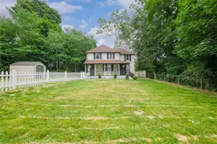 38 Padelford Ave, East Providence, RI 02915 - Photo 3
