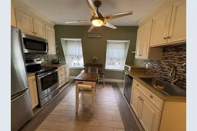 4 Hammond Street #5, Newport, RI 02840 - Photo 9