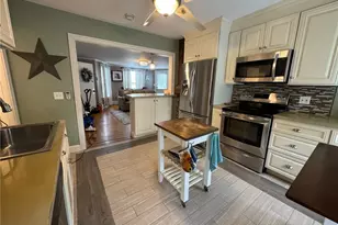 4 Hammond St, Newport, RI 02840 - Photo 7