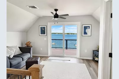 160 South Jerry Cove Road, South Kingstown, RI 02879 - Photo 9