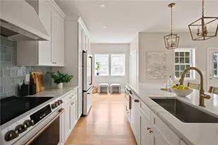 11 Juniper St, Barrington, RI 02806 - Photo 15