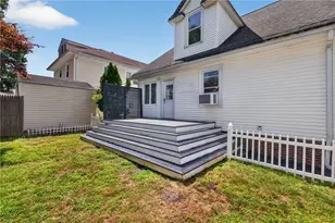 83 Myrtle Ave, Cranston, RI 02910 - Photo 49