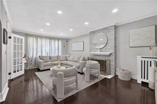 83 Myrtle Ave, Cranston, RI 02910 - Photo 9