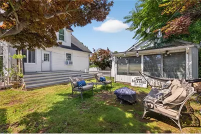 83 Myrtle Avenue, Cranston, RI 02910 - Photo 47