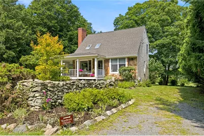 10 Boston Avenue, Jamestown, RI 02835 - Photo 3