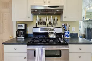 10 Boston Ave, Jamestown, RI 02835 - Photo 23