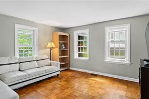 104 River St, South Kingstown, RI 02879 - Photo 7