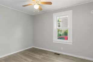 104 River St, South Kingstown, RI 02879 - Photo 11