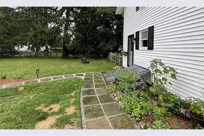 1247 Kingstown Road, South Kingstown, RI 02879 - Photo 29