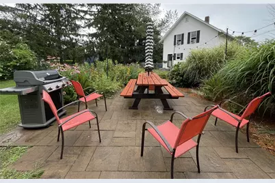 1247 Kingstown Road, South Kingstown, RI 02879 - Photo 33